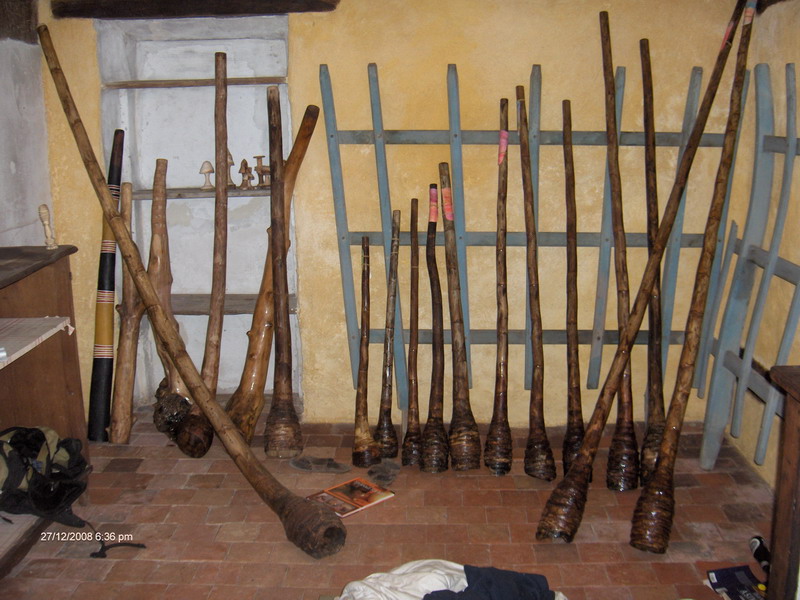 J'AI PLUS DE PLACE!!!!!!!!!