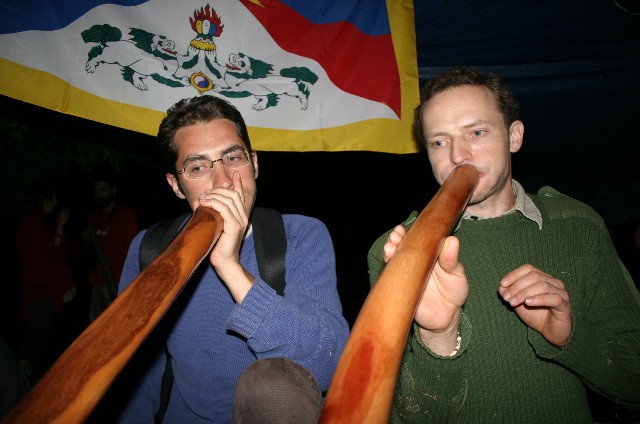 Bouldidge et ... ( désolé, j'ai oublié)